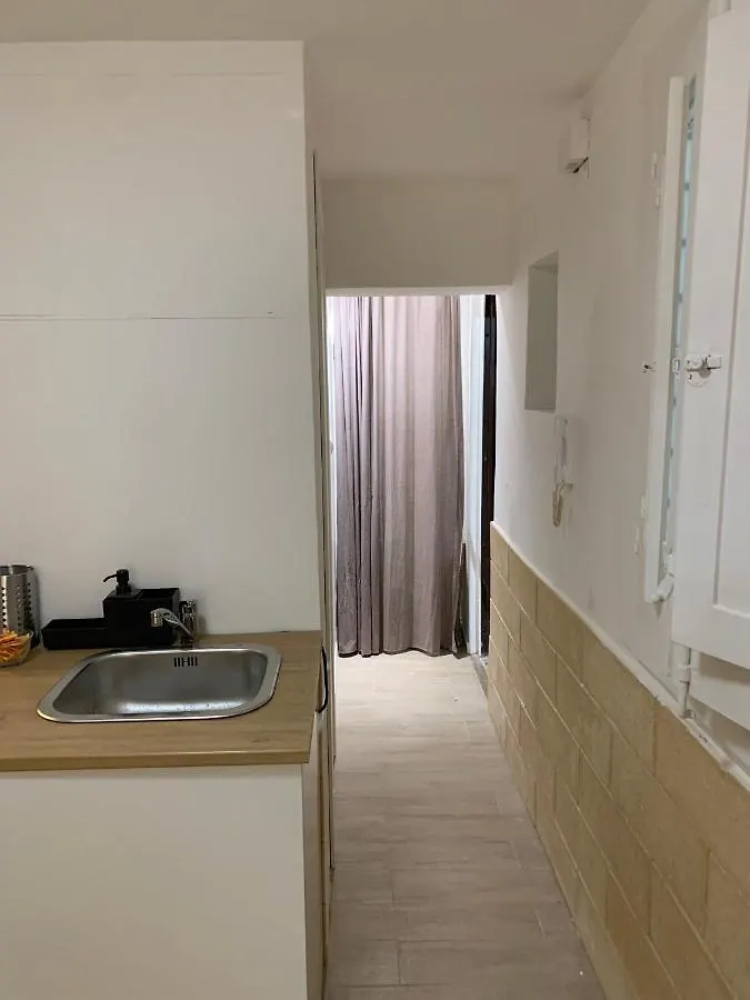 Suite 145 Bari Italia