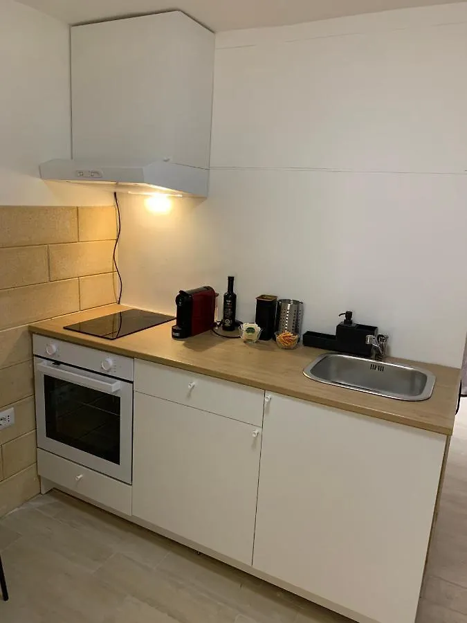 Suite 145 Bari
